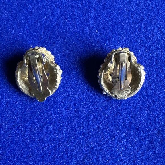 Rare Vintage HAR Costume Jewelry Clip-On Earrings Seed Pearl - Picture 7 of 9